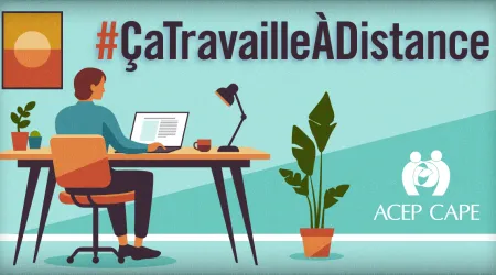 Illustration d'un homme à son bureau avec le hashtag #ÇaTravailleàDistance